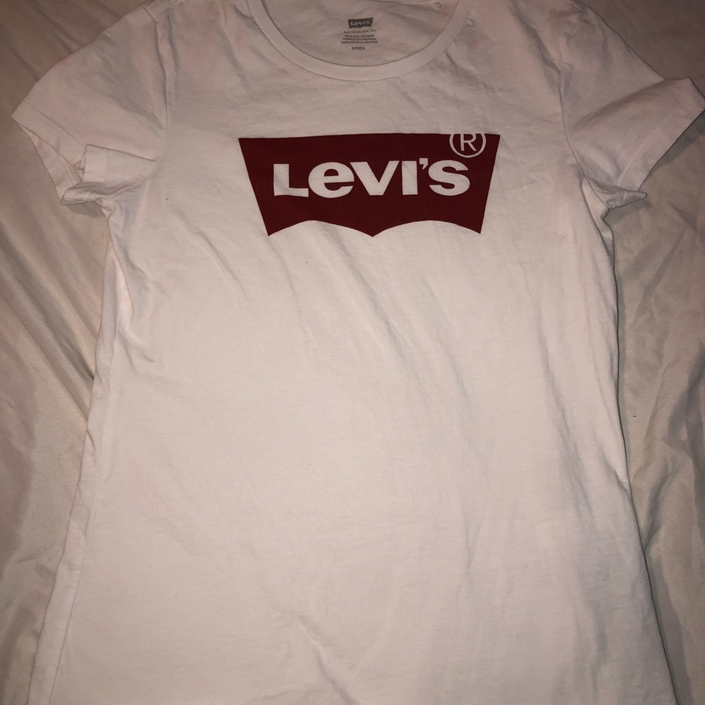 Levi’s shirt